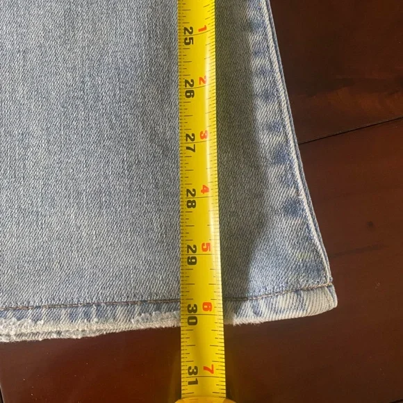 EXPRESS 70’s Mis Rise Distressed Flare Jeans - Picture 4 of 7